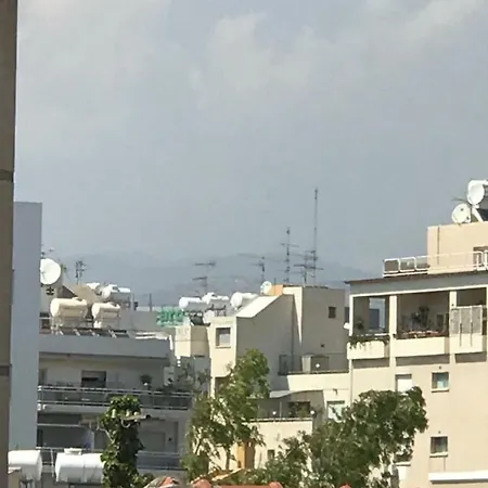 Mairoza Court